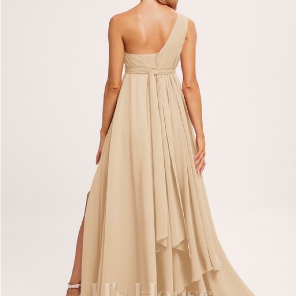 JJ’s House Maternity Bridesmaid Dress - Champagne - Picture 2 of 6